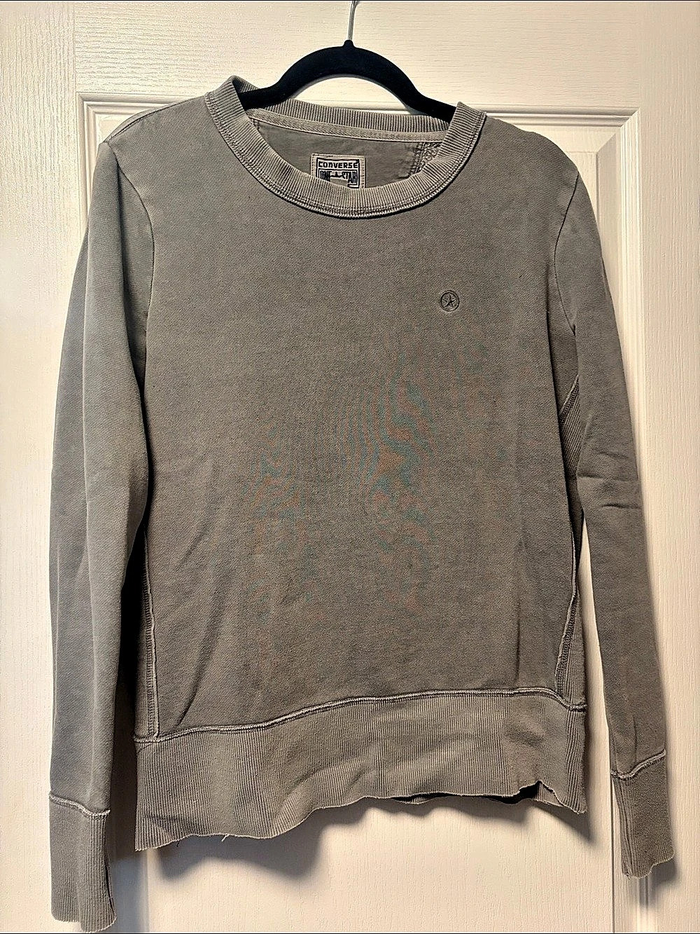 Converse One Star Gray Crewneck Sweatshirt Size XL but fits small